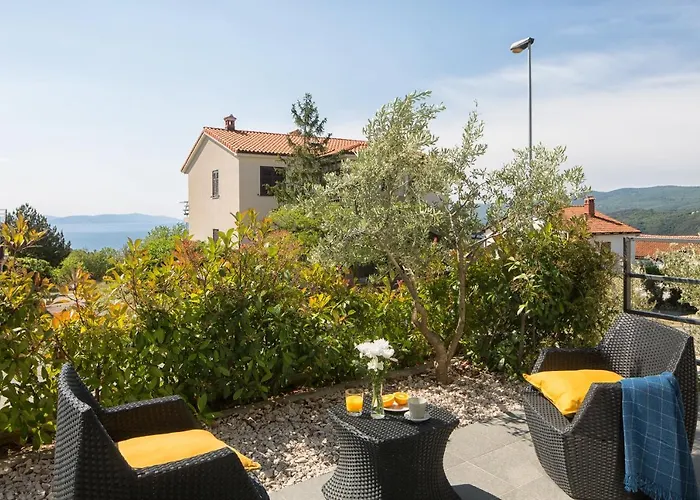 Lemechi Casa Girasole Apartments